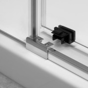 4.Możliwość wypięcia drzwi w celu łatwego wyczyszczenia kabiny.jpg